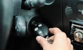 Amber Locksmith Store Des Plaines, IL 847-603-3309 Amber Locksmith Store Des Plaines, IL 847-603-3309 - Keys-locked-in-car