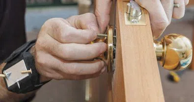 Amber Locksmith Store Des Plaines, IL 847-603-3309 Amber Locksmith Store Des Plaines, IL 847-603-3309 - Install-new-lock